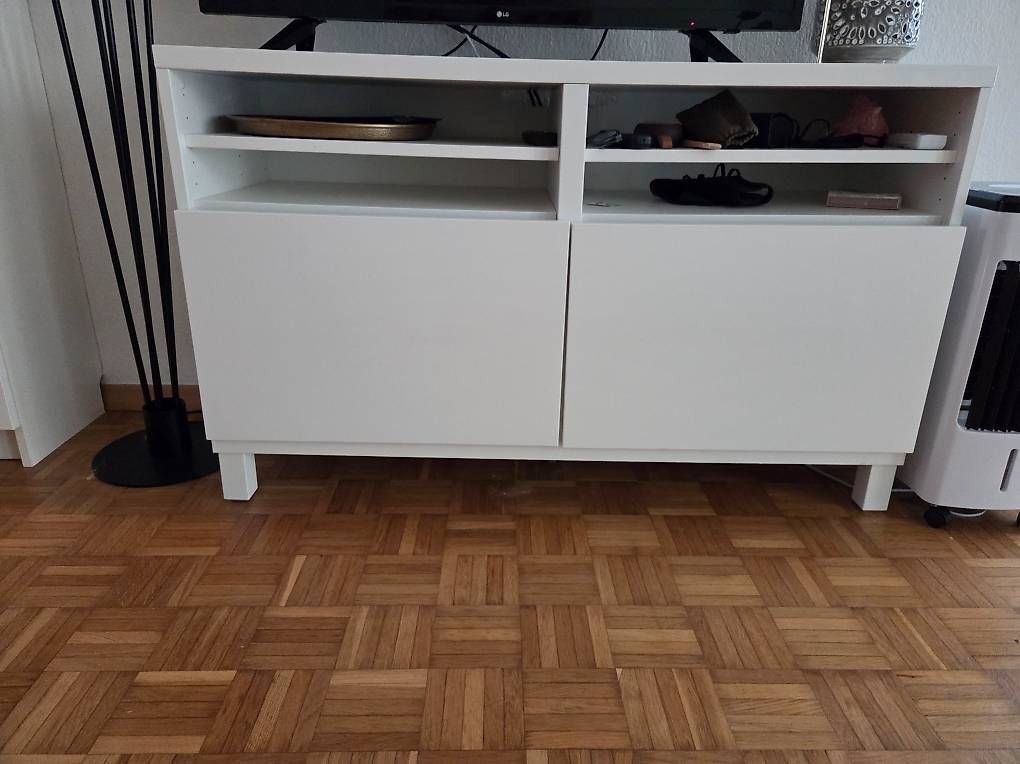 Mobili TV: TV Regal von Ikea – Usato da Zürich venduto da reusp