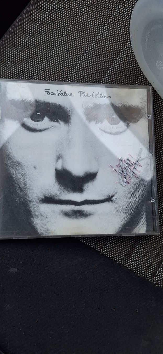 CD: CD Phil Collins Face guter Zustand – Usato da Eggiwil venduto da KIMBALI01
