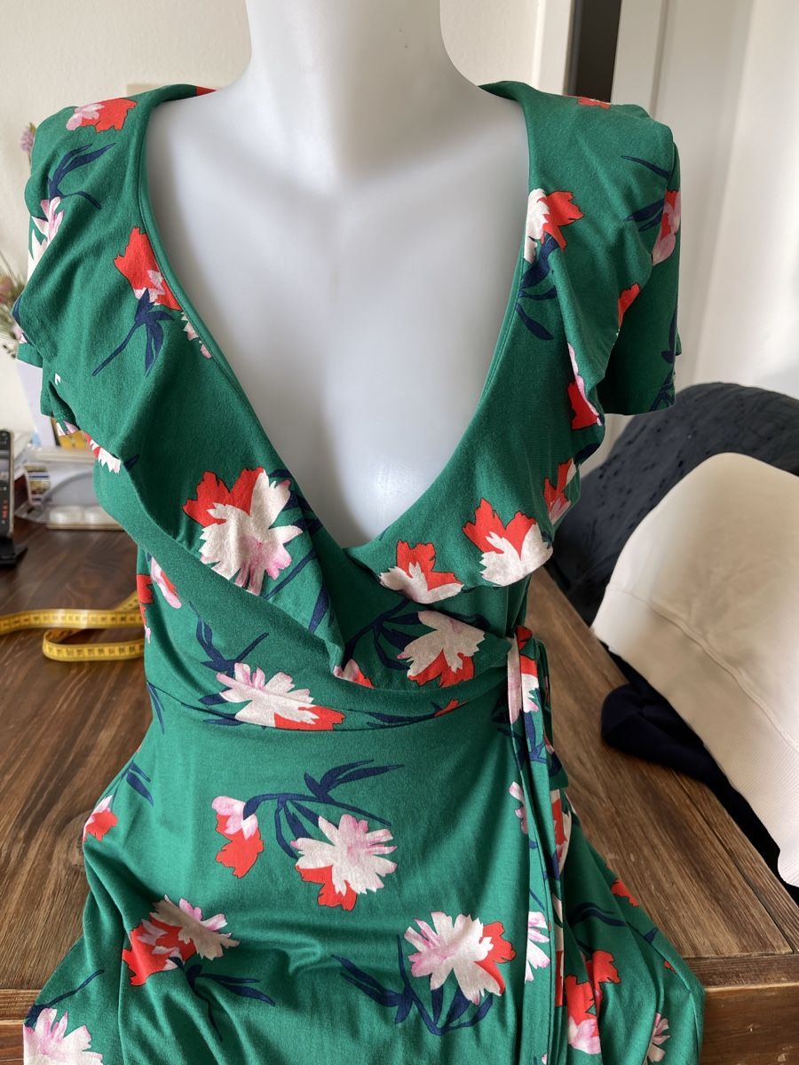 Phase Eight Vestiti: Phase Eight Robe portefeuille 36/38, comme neuf – Nuovo (secondo la descrizione) da Kloten venduto da Vermicelles