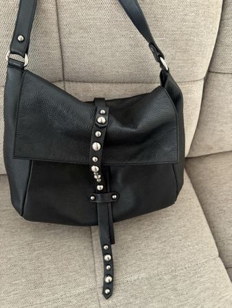 Rehard Ledertasche mit Gebrauchsspuren in gutem Zustand.