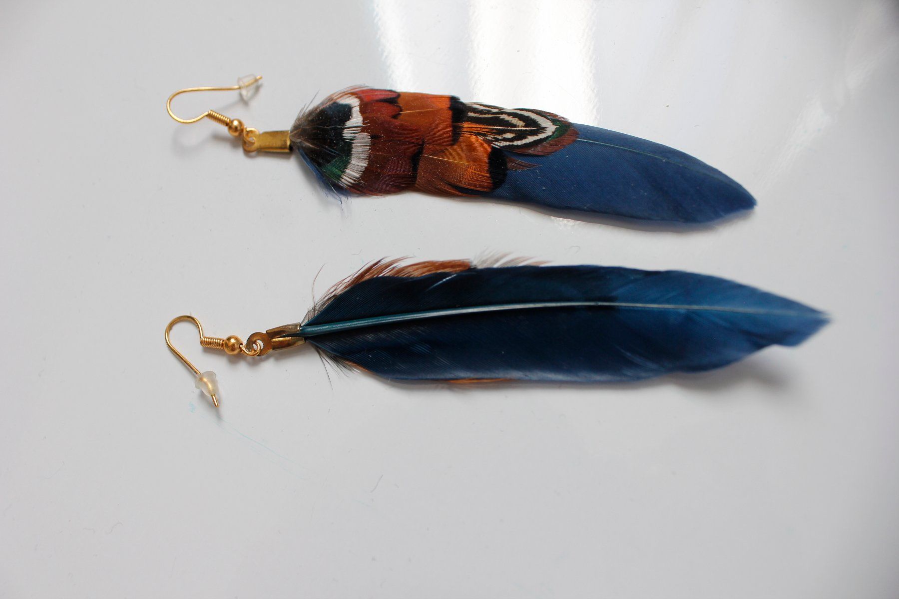 Orecchini pendenti & Orecchini a lobo: Boucles d'oreilles en plumes véritables – Nuovo (secondo la descrizione) da Fribourg venduto da metalhands 2