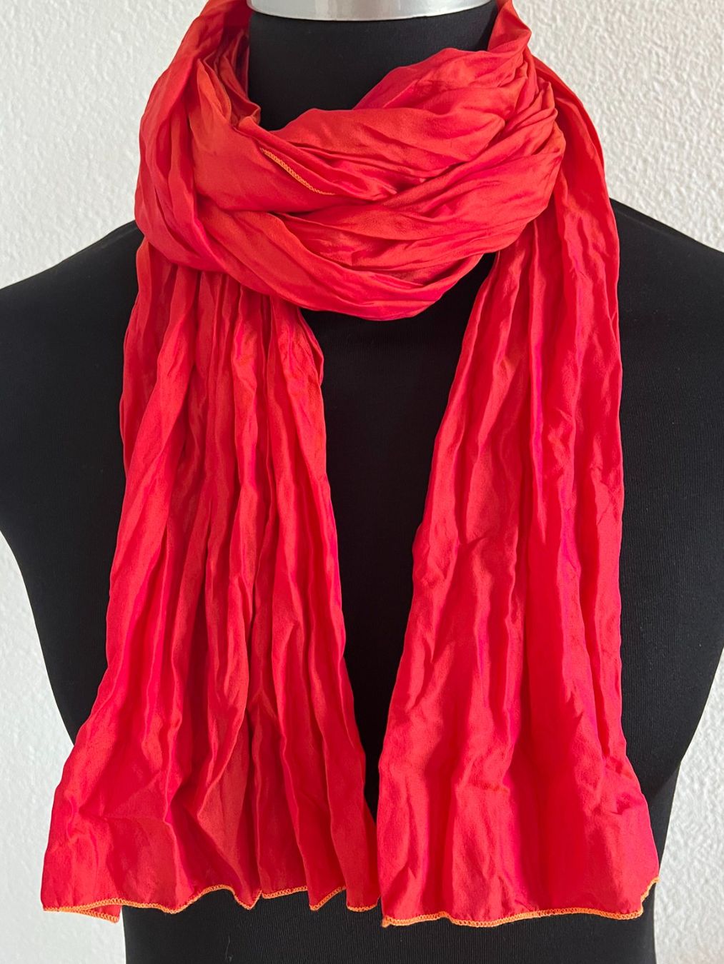 Colora Foulard & Sciarpe: Colora Schal, 57% Seide, Orange-Rot, NEU – Nuovo (secondo la descrizione) da Worb venduto da farben20zauber