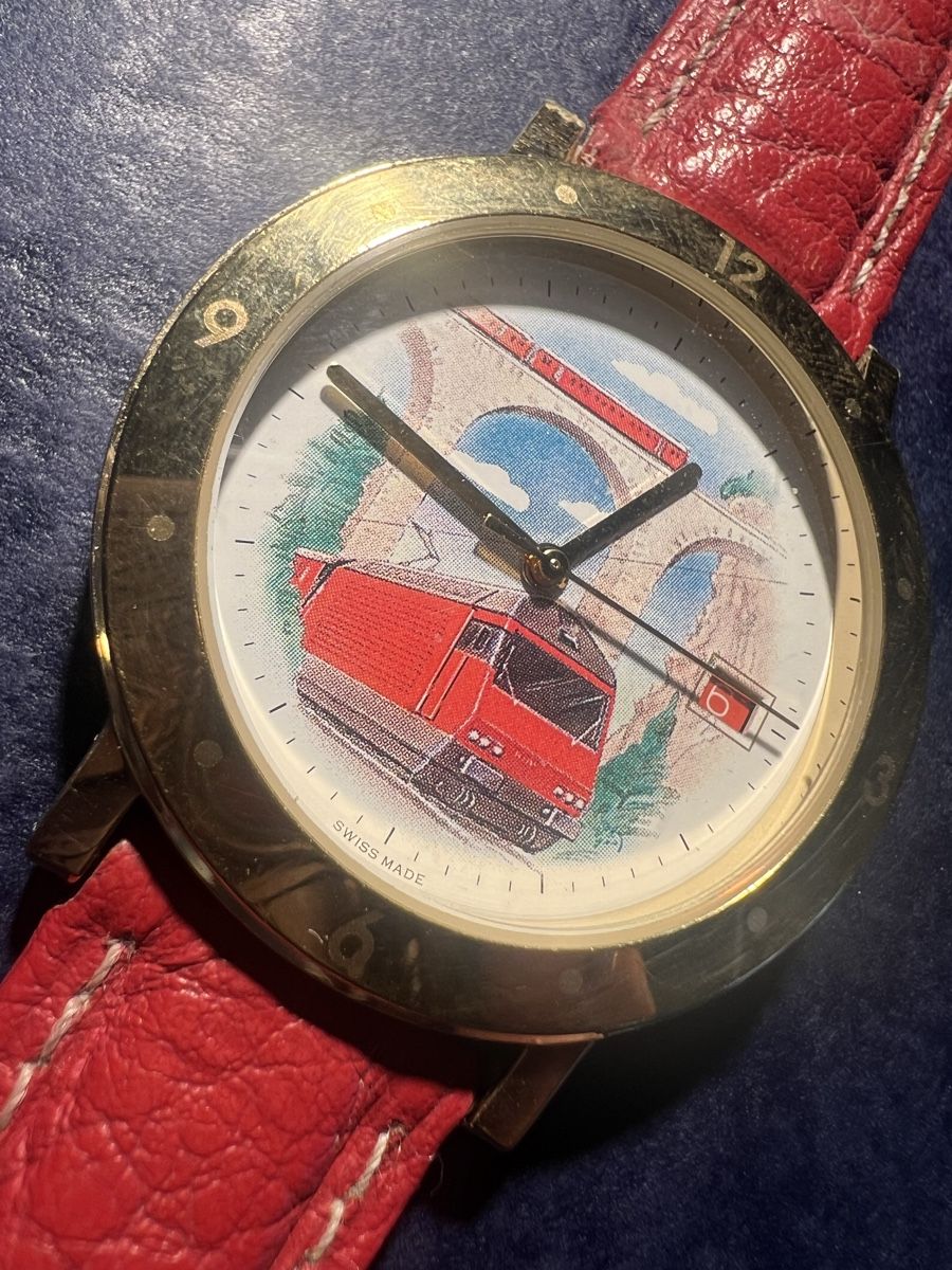 Orologi: SBB Re 460 Uhr – Usato da Laufen venduto da groove60 6