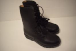 Militärschuhe wie neu
