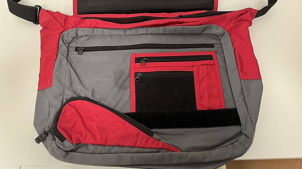 Sacs: Laptoptasche Samsonite Outlab – D'occasion à Frauenfeld par and_vkf7 1