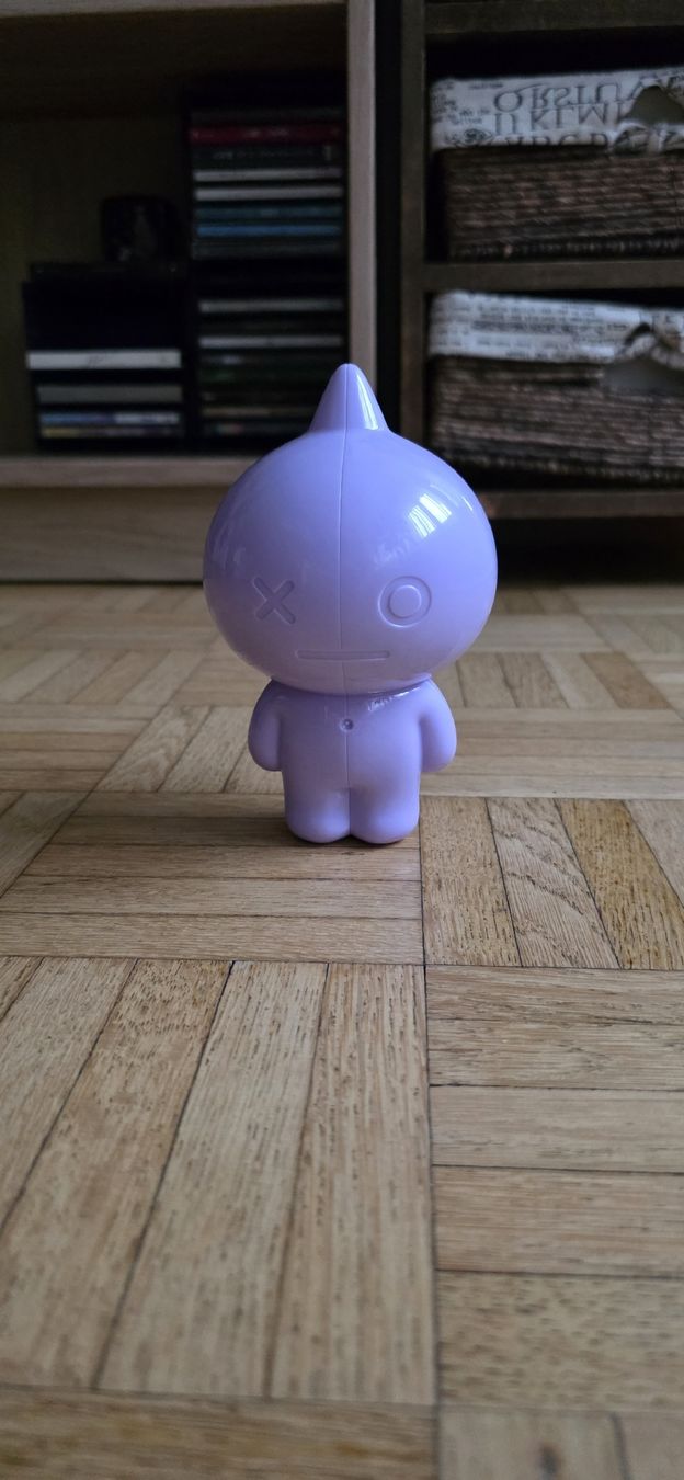 Statuette: BT21 UNIVERSTAR Sammelfigur Tata Stage Version – Nuovo (secondo la descrizione) da Spreitenbach venduto da SophieHatter89