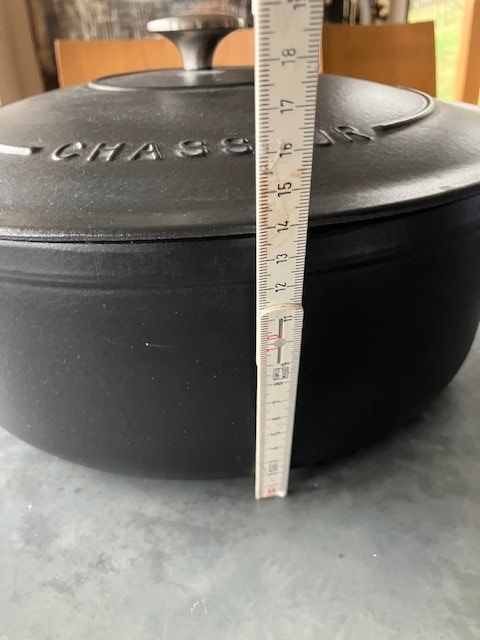 Pentole: cocotte en fonte – Usato da Haute-Nendaz venduto da Chevrolet72 2