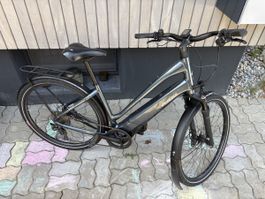 Specialized Turbo Como 5.0 Low Entry E-Bike, Grösse L, 600 W