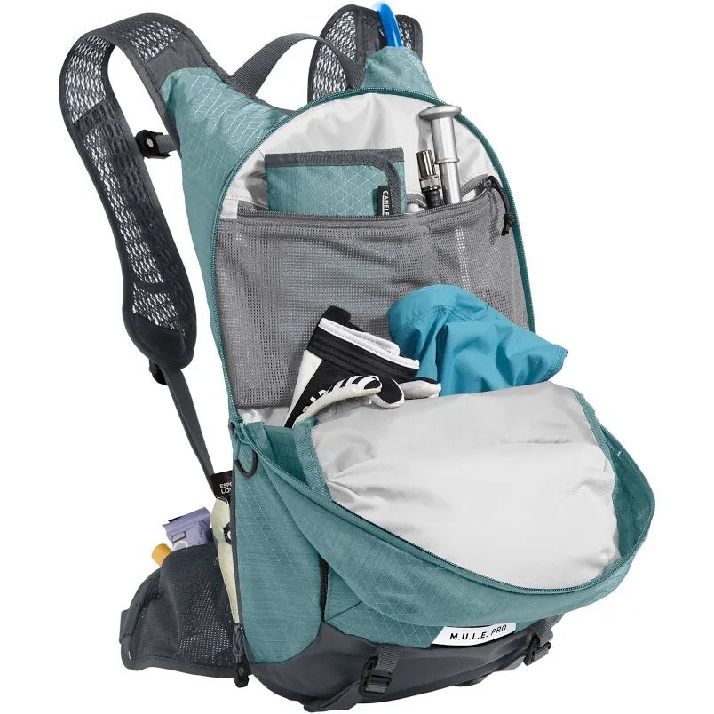 Camelbak Sacs à dos: Camelbak Mule Pro 14 Trinkrucksack – D'occasion à Wolfhausen par lunaire01 4