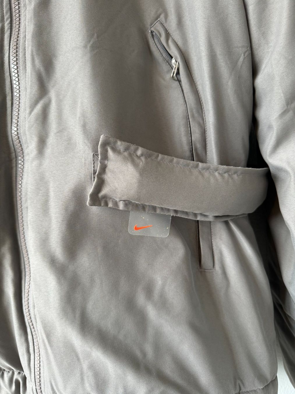 Nike Giacche: Nike Y2K jacket men size M Japan exclusive – Usato da Neuchâtel venduto da _Easy_to_Find_ 3