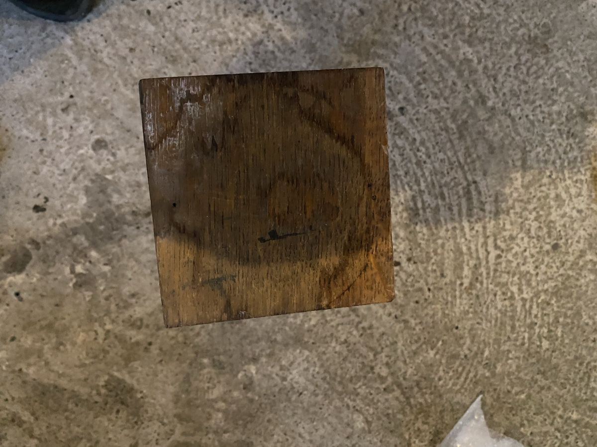 Autres décorations & accessoires: Antik Holzsäule  – D'occasion à Zimmerwald par Holzdata1 2
