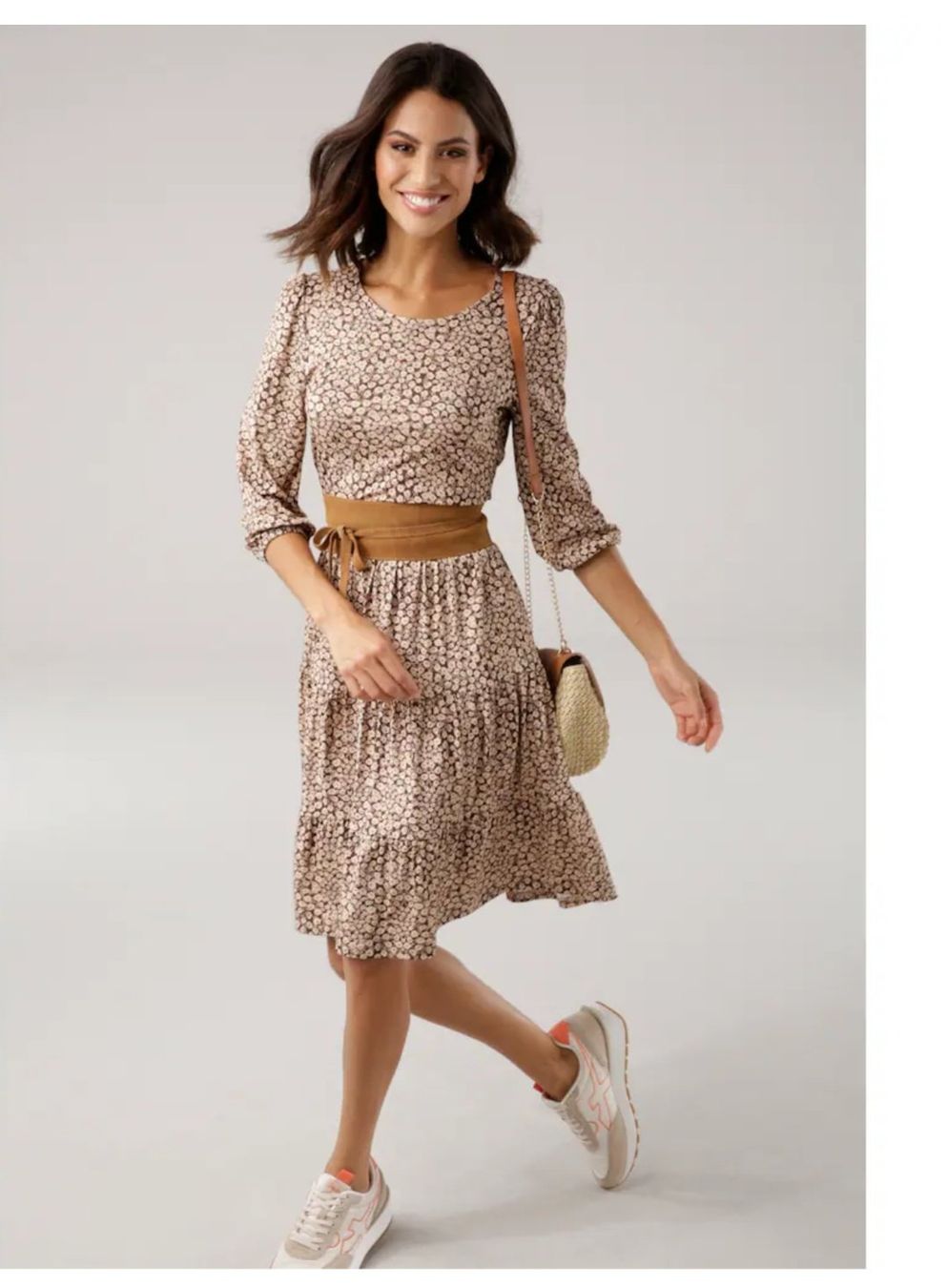 Kleider: Laura Scott Jersey Kleid mit Gürtel – Gebraucht aus grüningen von saku01