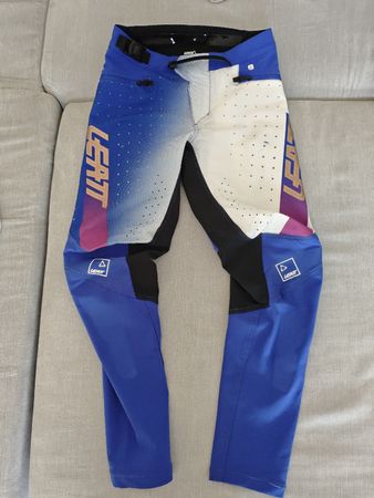 Leatt Hosen Blau Grösse M Kind
