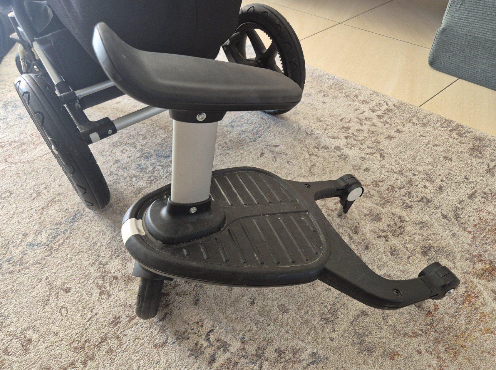 Bugaboo Carrozzine: Poussette Bugaboo Cameleon avec nacelle/assise + accessoires – Usato da  venduto da  6