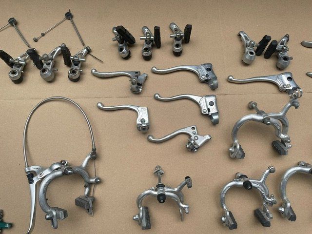 Pièces détachées: lot freins vélo – D'occasion à Ursy par DK8 2