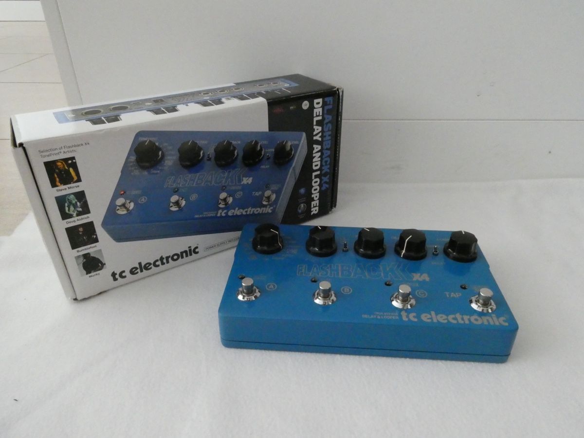 Strumenti musicali: Flashback X4 Delay and Looper – Usato da Bäch SZ venduto da sca_9yxp 2