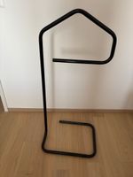 Clothes stand. Lightweight tubular steel. Black. 