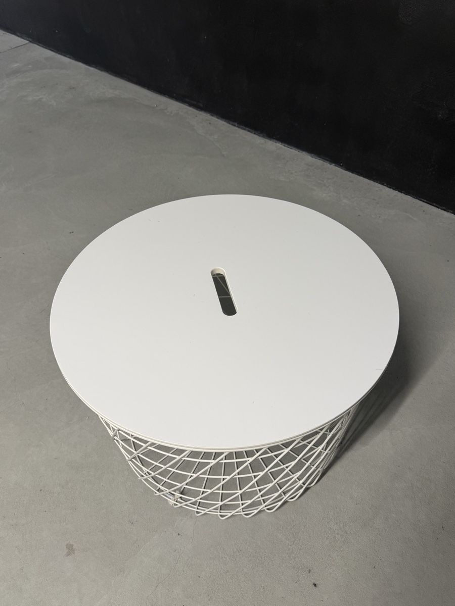 Ikea Tables: Aufbewahrungstisch IKEA weiss – D'occasion à Malans par Ticco13