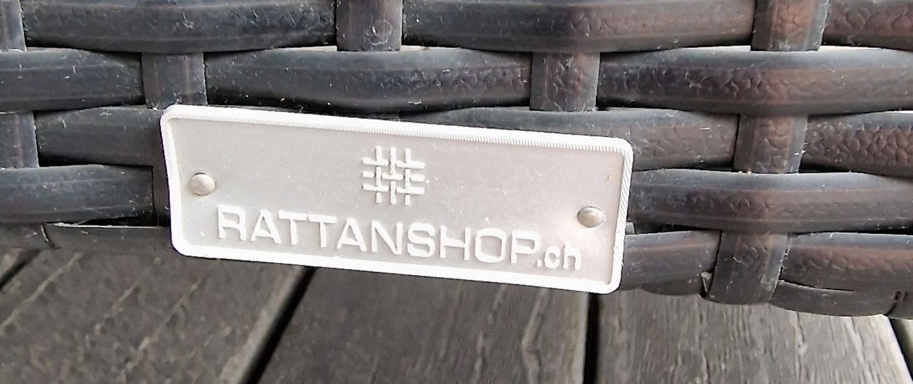 Set di tavolo e panche: Rattan Sitzgruppe – Usato da Zug venduto da Moehrli81 9