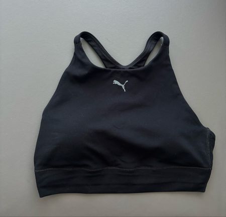 Puma Black Sports Bra Size S - Ideal for Summer Workouts!