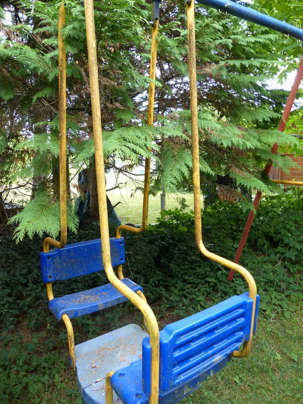 Autre balançoires de jardin: Schaukelgestell mit zwei Sitzen und einer Hängematte – D'occasion à Jona par Cinnestig 6