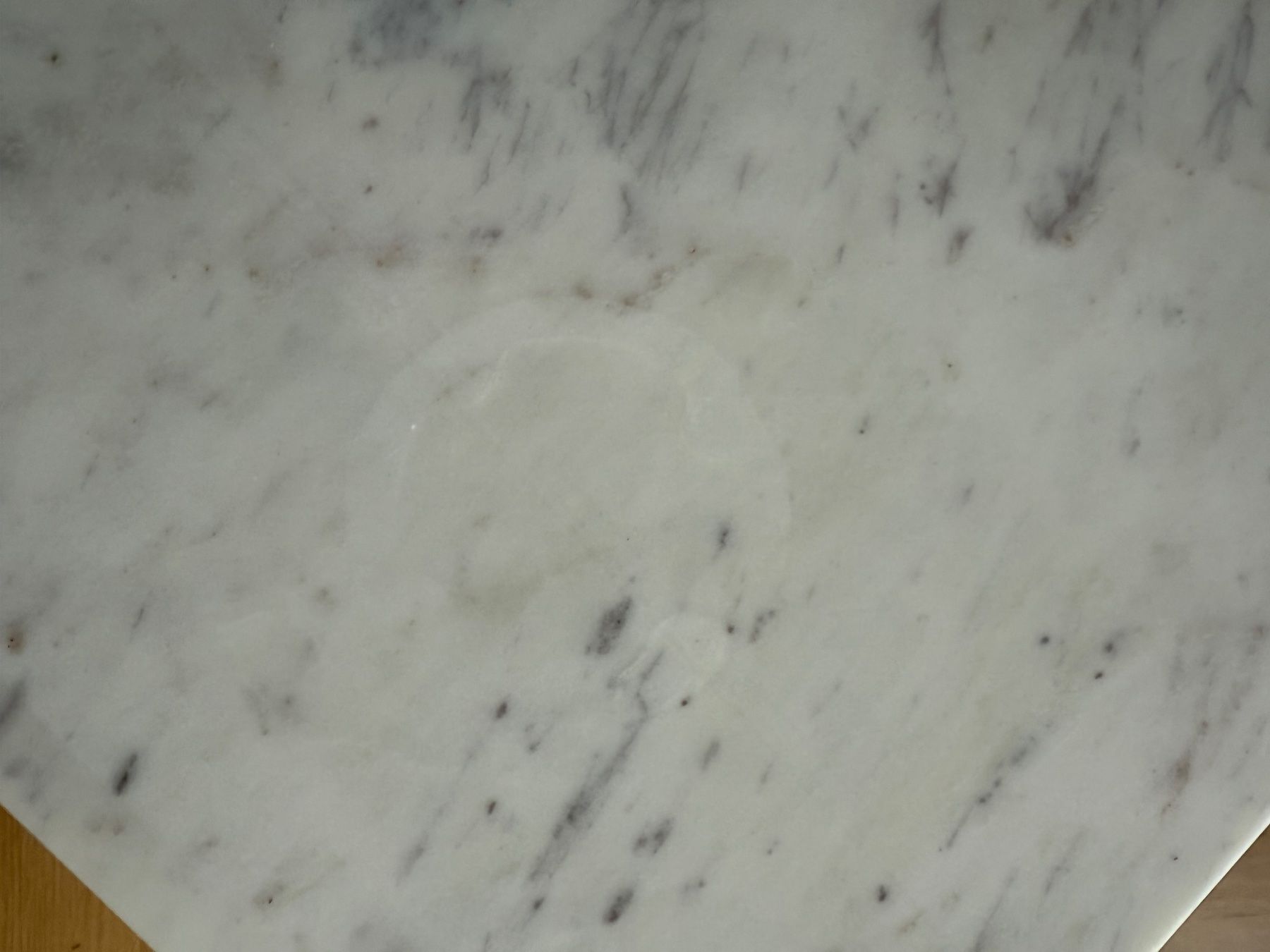 Maisons du monde Tavoli: Eleganter Marmor Couchtisch – Usato da Meilen venduto da sth_2xyl 6