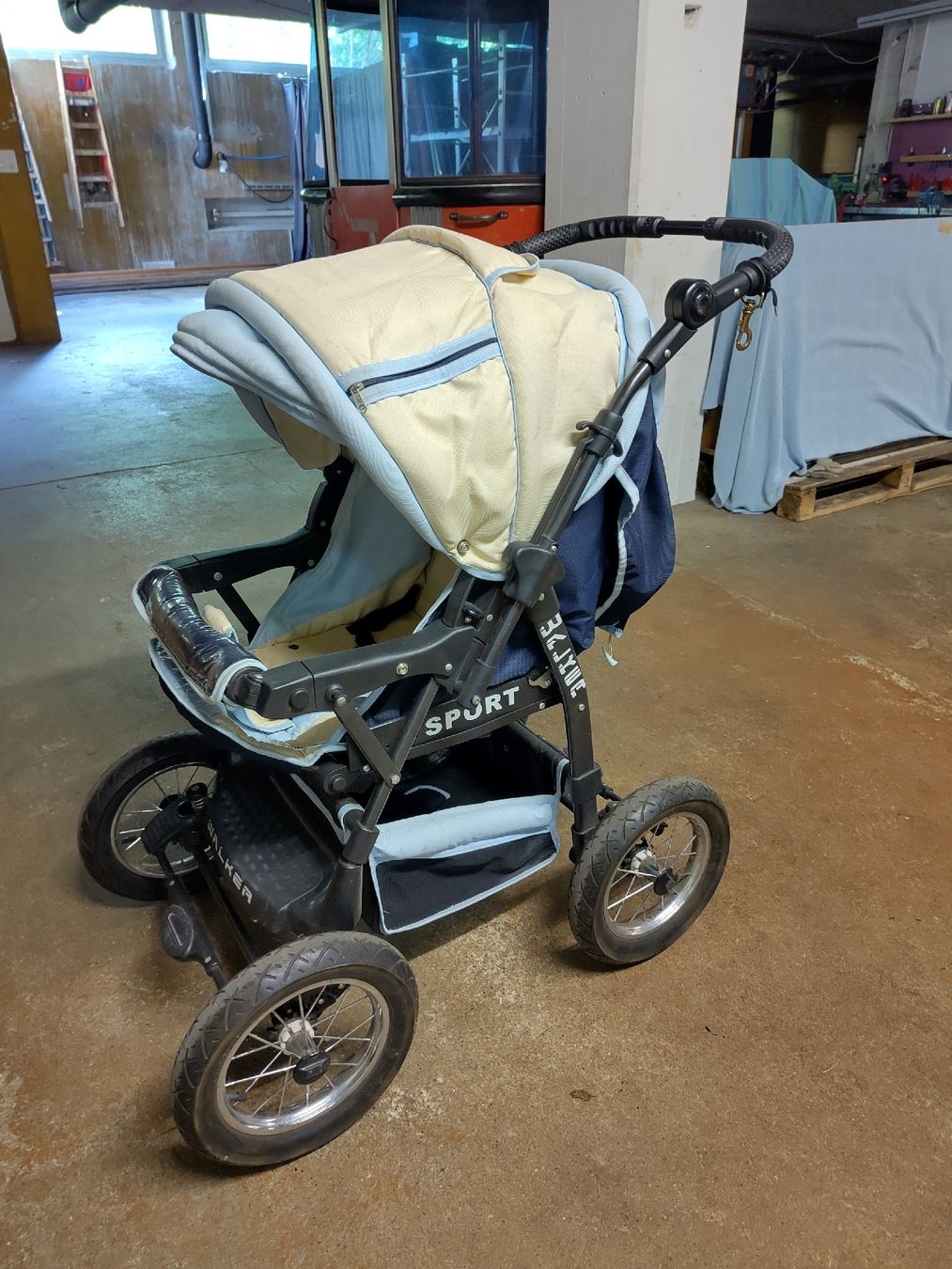 Kinderwagen: Kinderwagen mit Zubehör – Gebraucht aus Däniken SO von Lu-Tze 9