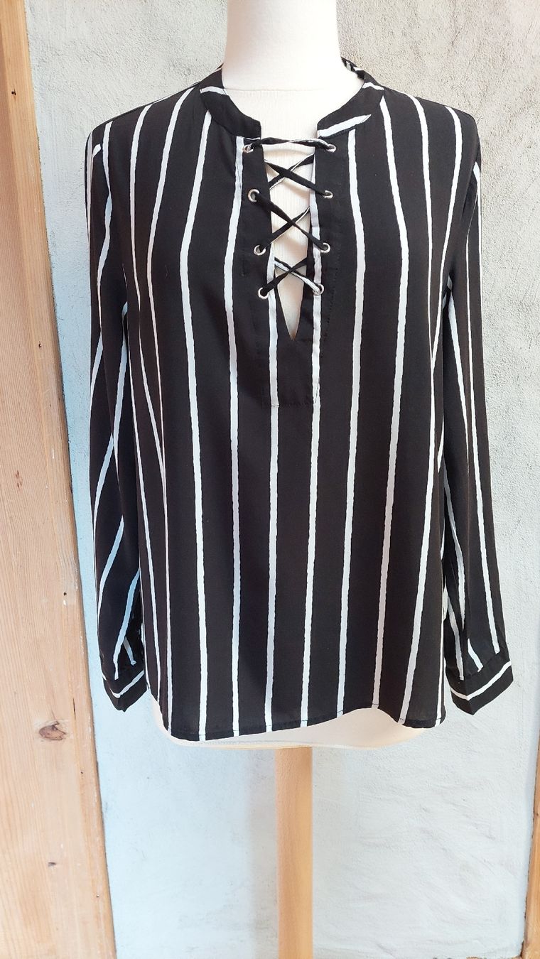 Blusen: Jolie chemisier, taille XL – Neu (gemäss Beschreibung) aus Marsens von fripe-milodon
