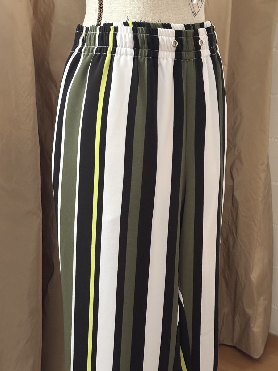 Pantaloni: Coole Freizeit Sommerhose, Gr. 42 – Usato da Elsau venduto da Gigelix 5