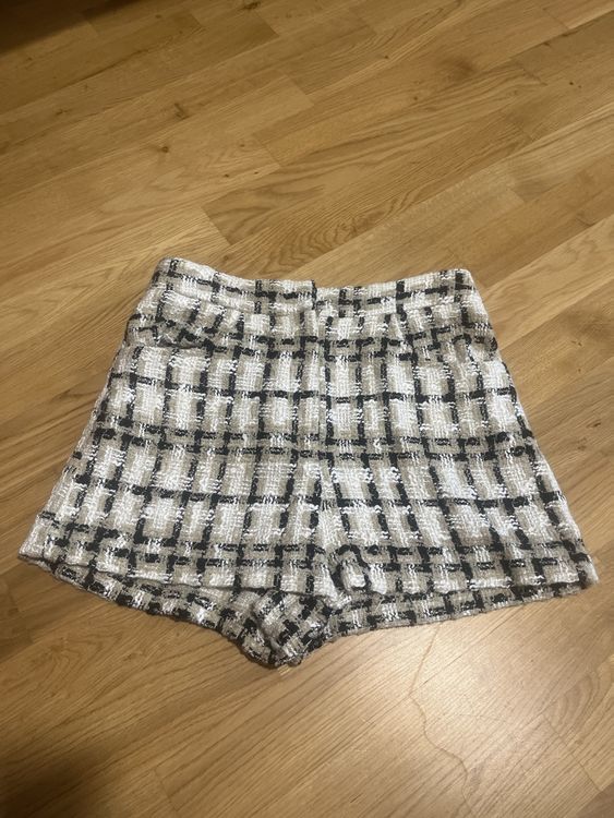 Zara Pantaloni: Short ZARA – Usato da Le Locle venduto da Mayd_h