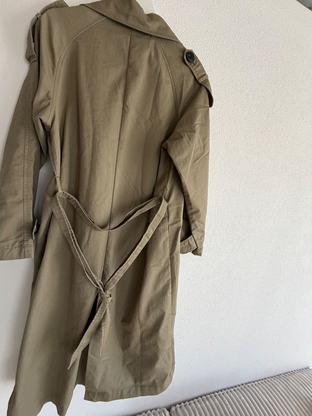 Zara Mäntel: Zara Trenchcoat olive – Gebraucht aus Luzern von maz_jq6n 1