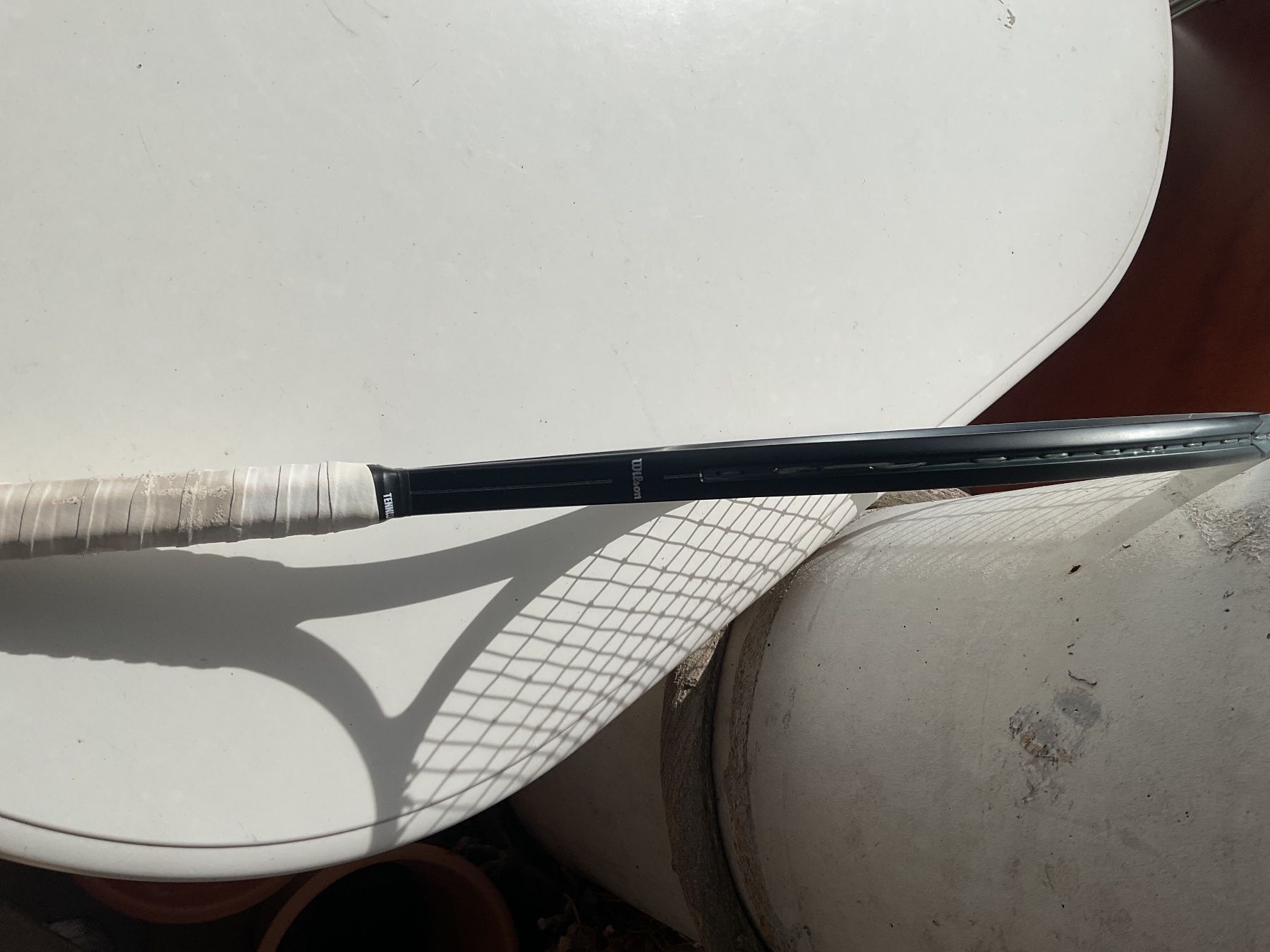 Wilson Racchette: Roger Federer 01 Pro Tennisracket mit Darmsaite – Usato da Schaffhausen venduto da drw_v9gz 1