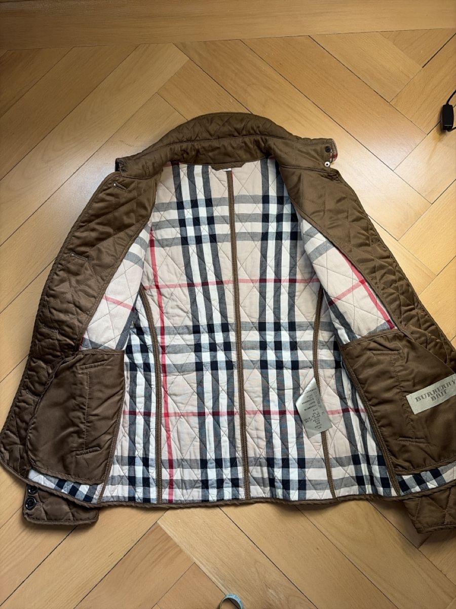 Burberry Vestes: Burberry Jacket  – D'occasion à Zürich par modcoss 1