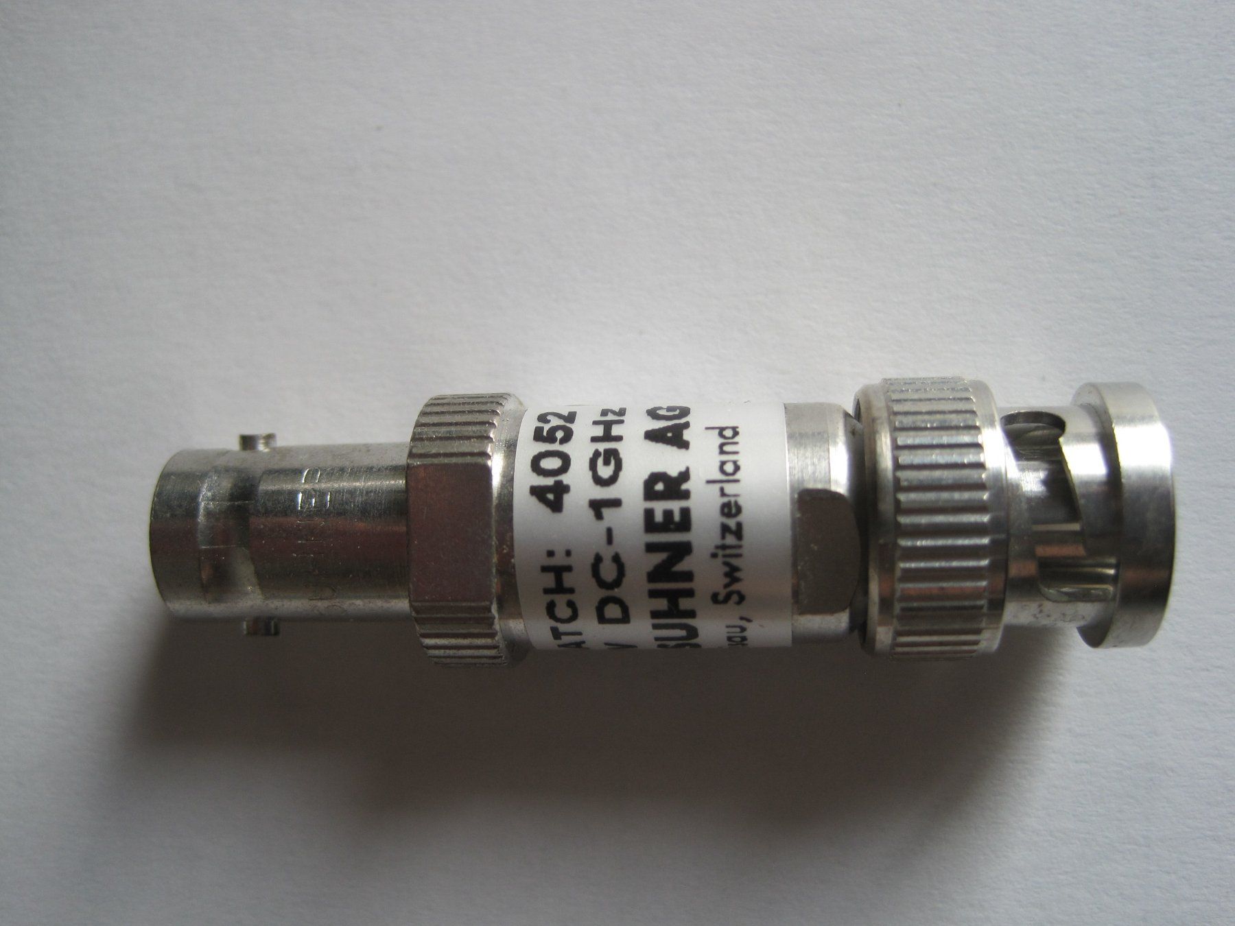 Componenti elettronici: 50 Ohm BNC Durchführungsabschluss – Nuovo (secondo la descrizione) da Dietwil venduto da Jaenzi