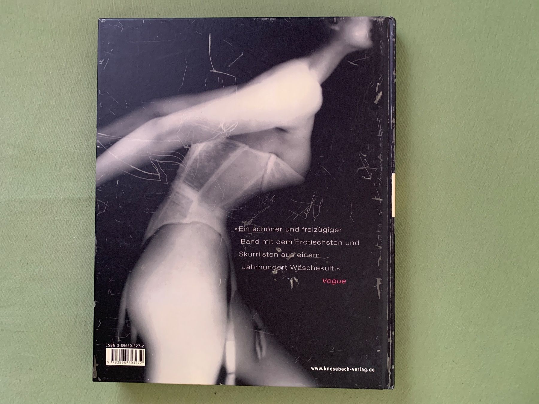 Libri: BUCH Dessous - Ein Jahrhundert Wäschekult – Usato da Belp venduto da you-and-me 1