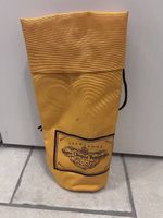 Contenitore refrigerante per bottiglia