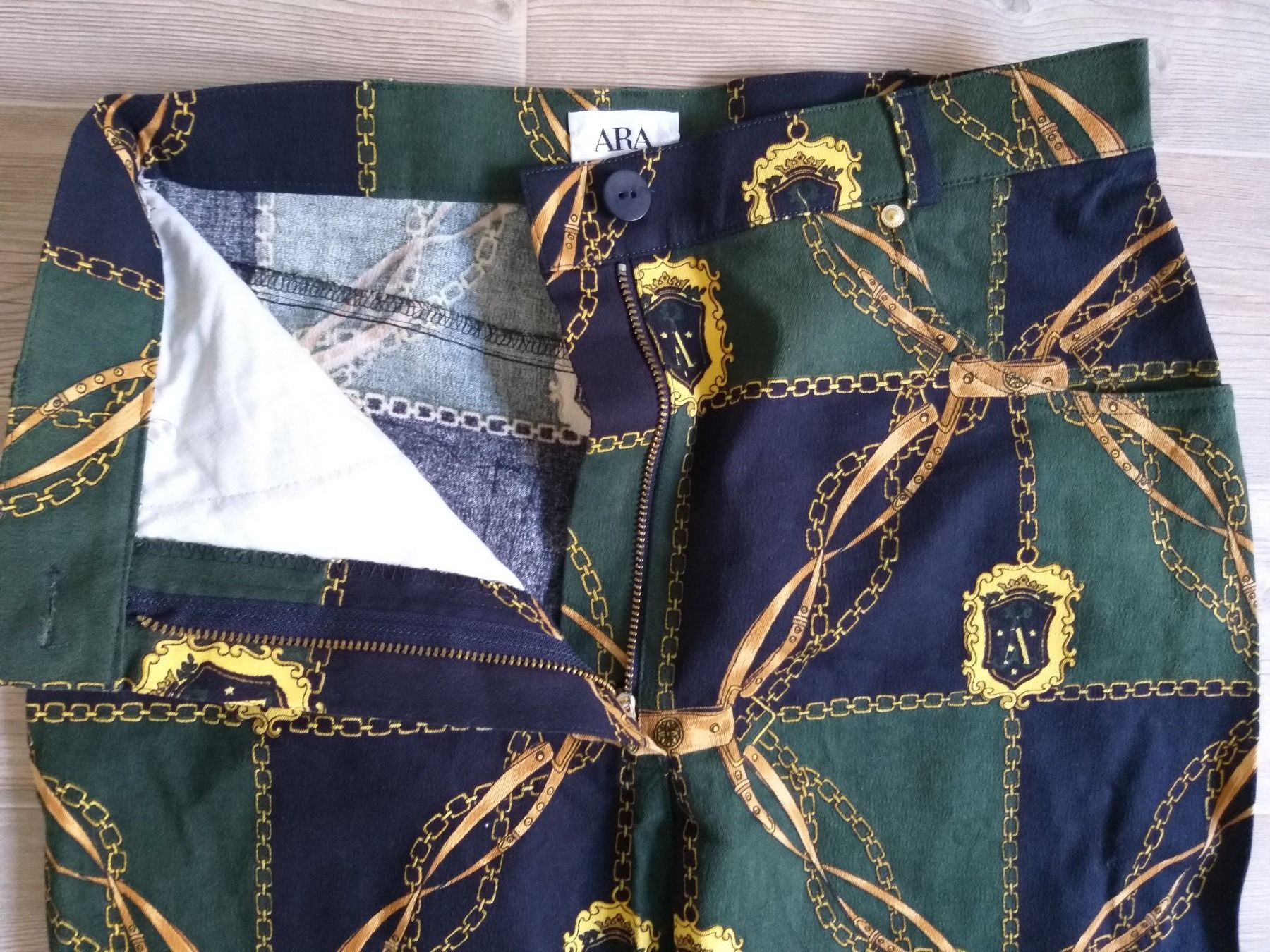 Jeans: ARA Jeans taille / Grosse 38 – Usato da Cossonay-ville venduto da Super-Price-Quality 4