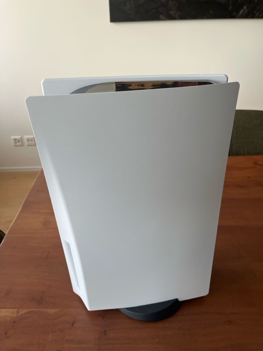 Sony Console: PlayStation 5 (PS5) Disc Version mit 2 Controler – Usato da Kaisten venduto da szi_r5kd 4