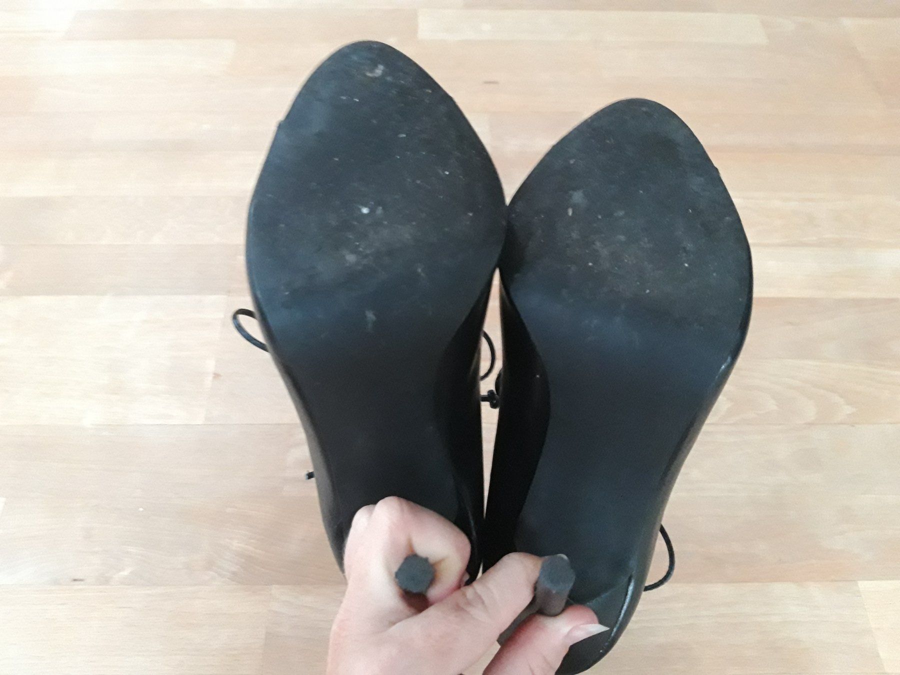 Damenschuhe: Schwarz Sandallen High Heels geschnürrt bequem einzigartig – Gebraucht aus Feuerthalen von tanatha_st 5
