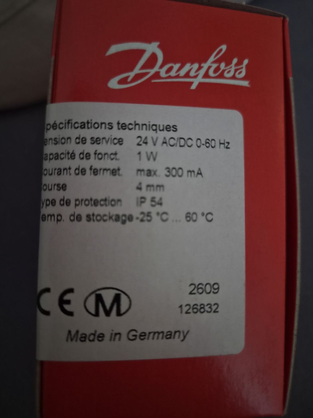 Altro in Utensili da giardino: Danfoss Stellantrieb 24V NC inkl. Adapter  – Nuovo e nell'imballaggio originale da Bergdietikon venduto da Flodri 2
