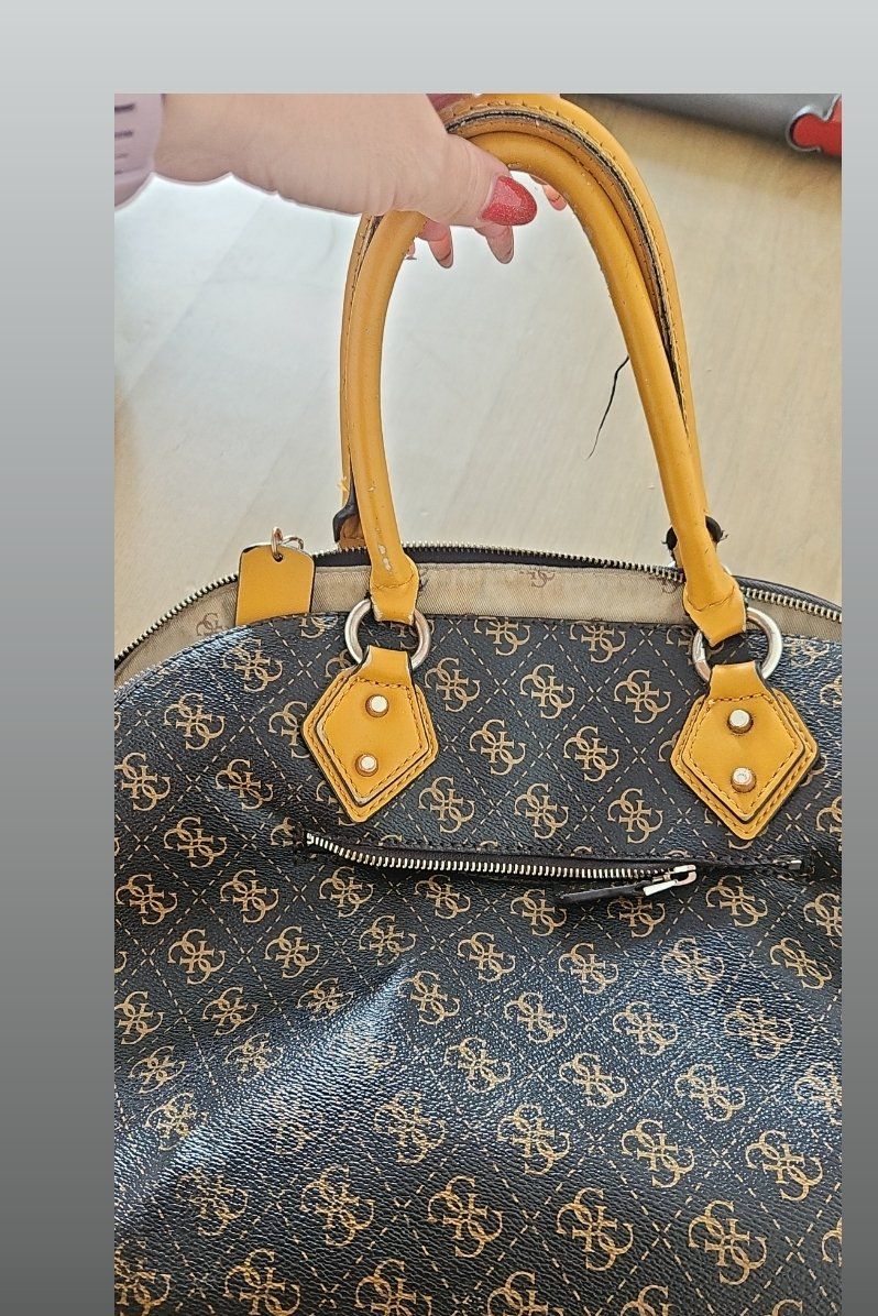 Guess Borse da donna: Guess Tasche – Usato da Suhr venduto da jes_rtc9 5