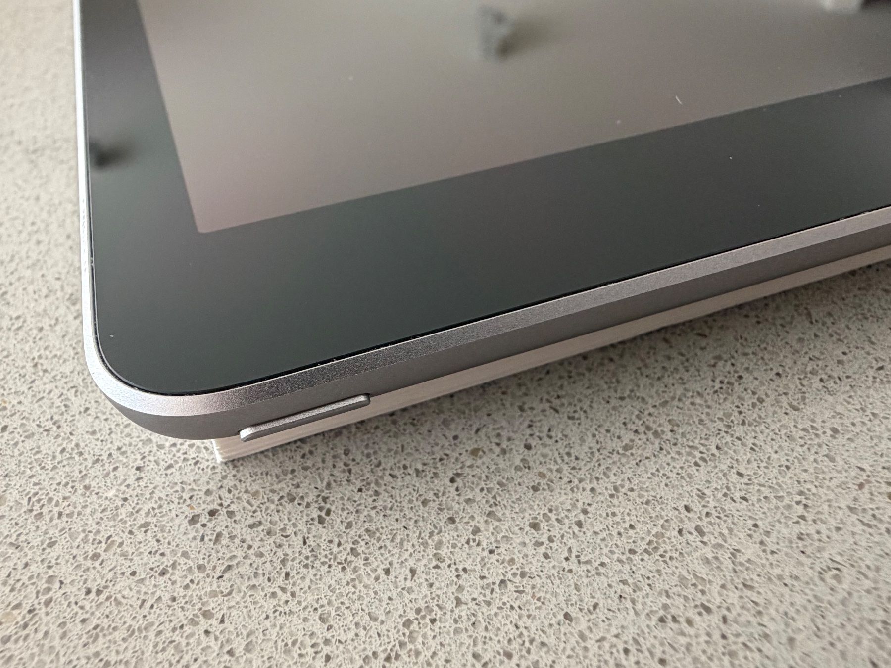 Apple Tablettes PC: Apple iPad Tablet grau gebraucht mit Ladekabel – D'occasion à Winkel par mic_8kbz 7