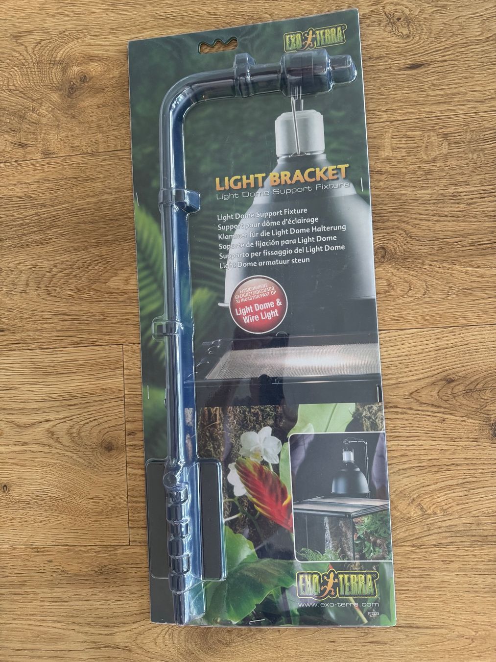 Exo terra Lampade: Exo Terra Light Dome Lampe Durchmesser 18 cm – Nuovo e nell'imballaggio originale da Cham venduto da Rubt 2