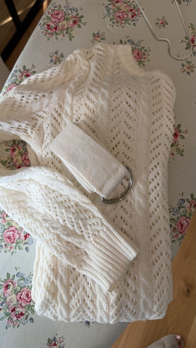 Robes: Strickkleid weiss - top Zustand – Neuf (Voir description) à Weiningen ZH par Jeolina 1