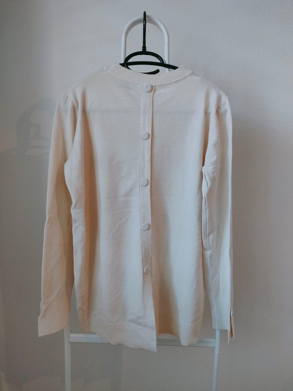Maglioni & Felpe: Damen Pulli beige mit Knöpfen – Nuovo (secondo la descrizione) da Dietikon venduto da MJ_Sporting 2