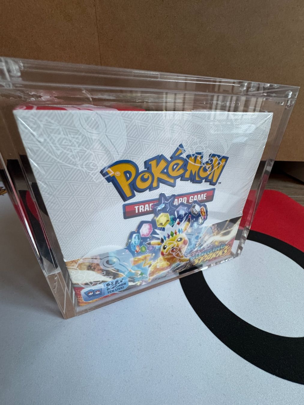 Pokémon Carte collezionabili: Pokémon Surging Sparks Display + 24 Singles bundle alle OVP – Nuovo e nell'imballaggio originale da Oberwil BL venduto da Chelsea26 1