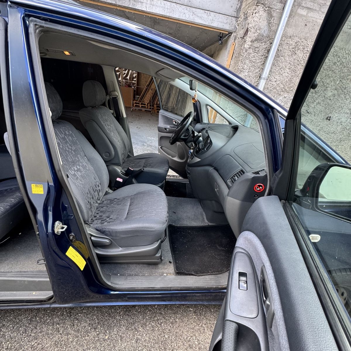 Toyota Autos: Toyota Previa 2004 export – D'occasion à Dombresson par Titi2056 8