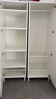 Kleiderschrank weiss mit Einlegeböden und Körben guter Zusta