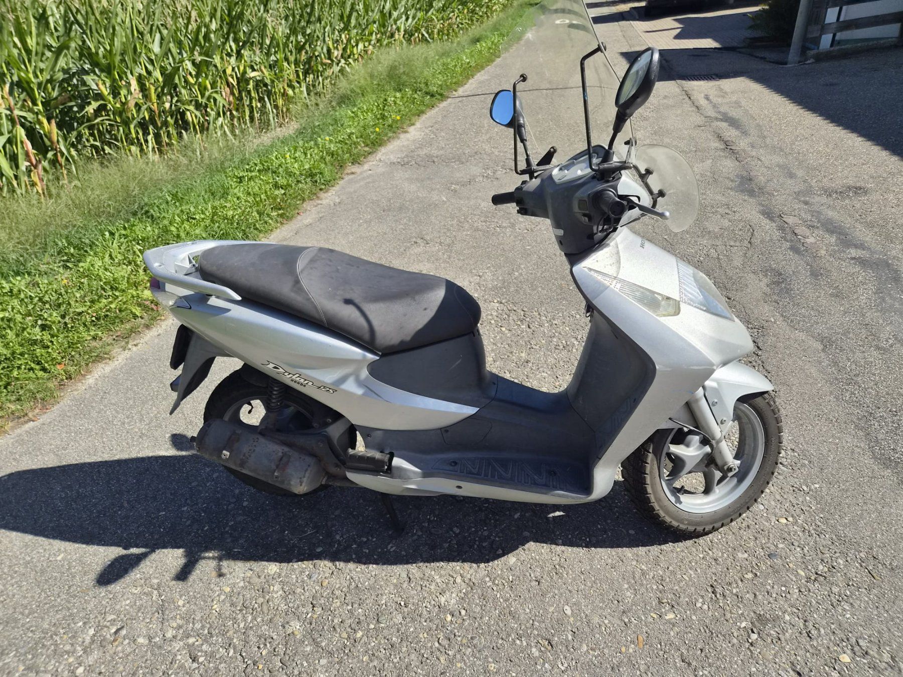 Honda Scooters: Honda SES125 Dylan – D'occasion à Riedtwil par molerie 2