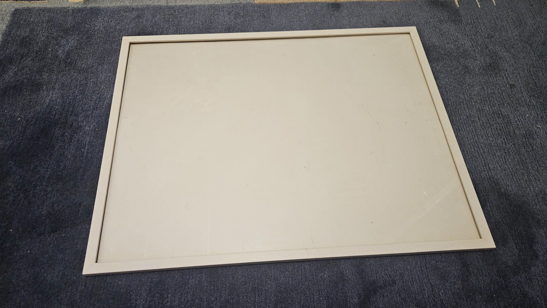 Cornici: Cornice bianca 48x62 cm – Usato da Melano venduto da H-Sara